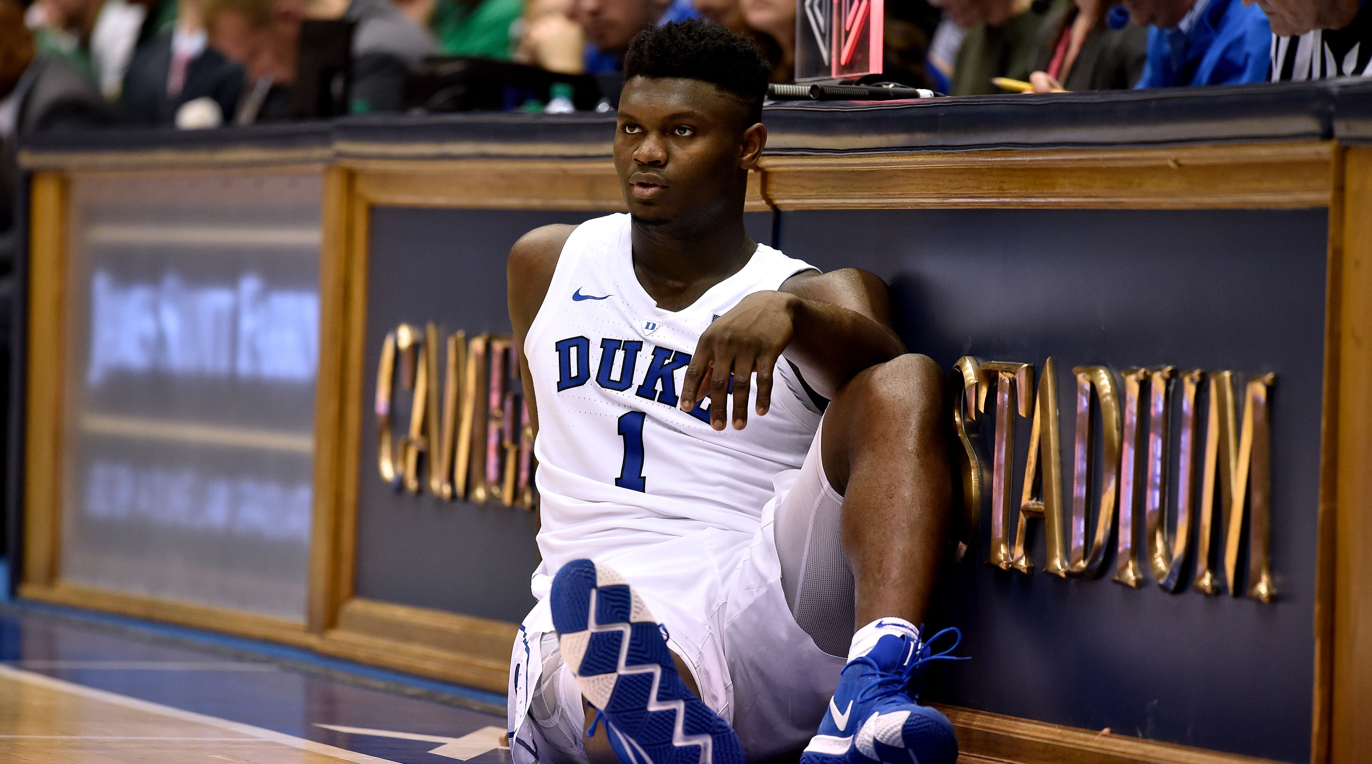 zion sign with nike